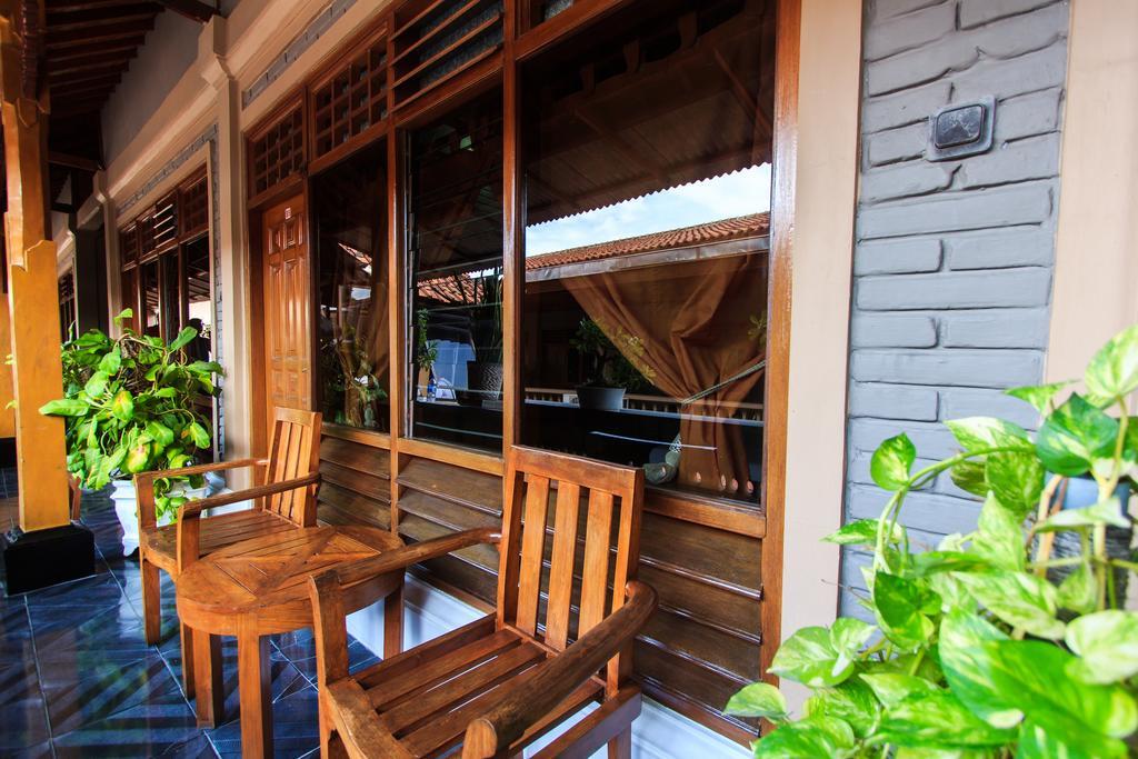 Rabasta Kuta Beach Inn Экстерьер фото