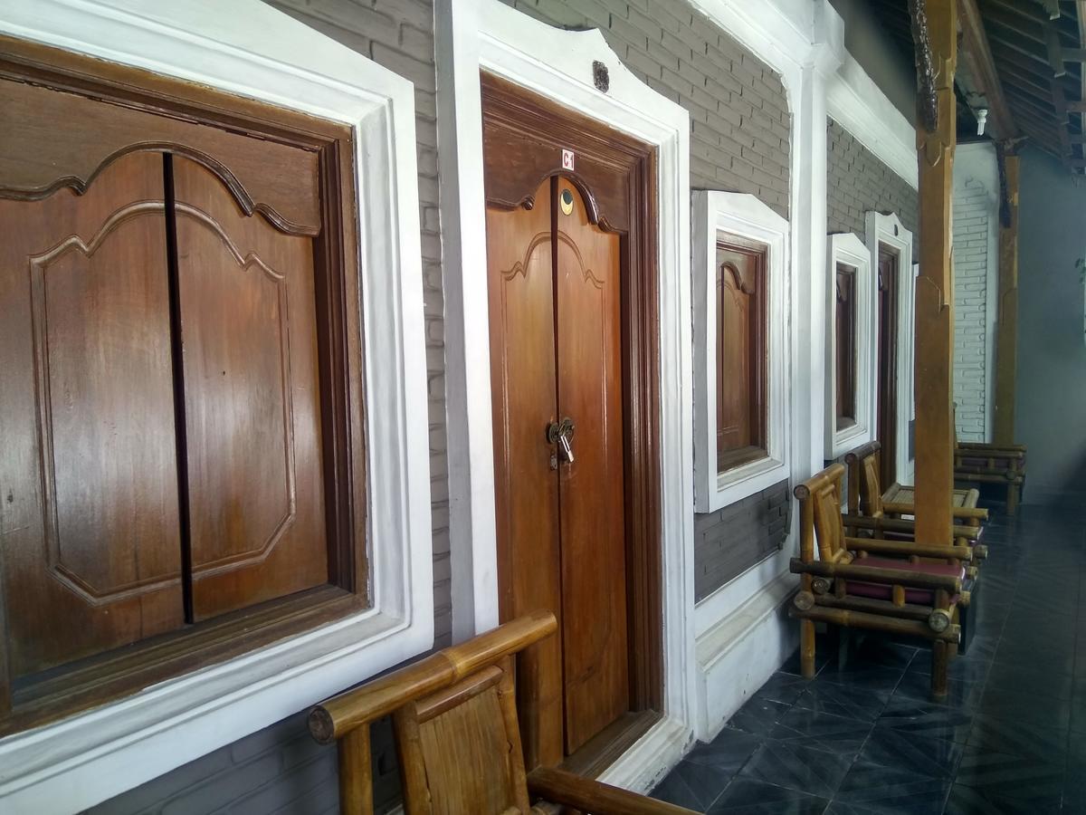 Rabasta Kuta Beach Inn Экстерьер фото
